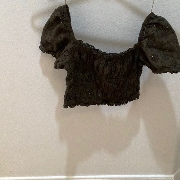 Green Ruffled Halter Top - Picture 3 of 5